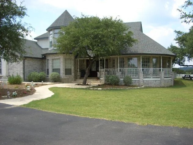 610 Old Boerne Rd