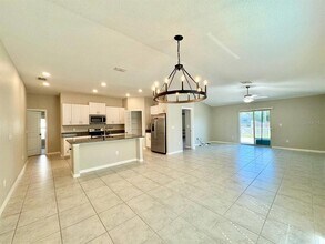 1806 Colding Dr in Ruskin, FL - Building Photo - Building Photo