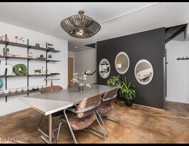 860 S Center St in Reno, NV - Building Photo