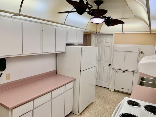 6326 Safford Terrace in North Port, FL - Building Photo - Building Photo