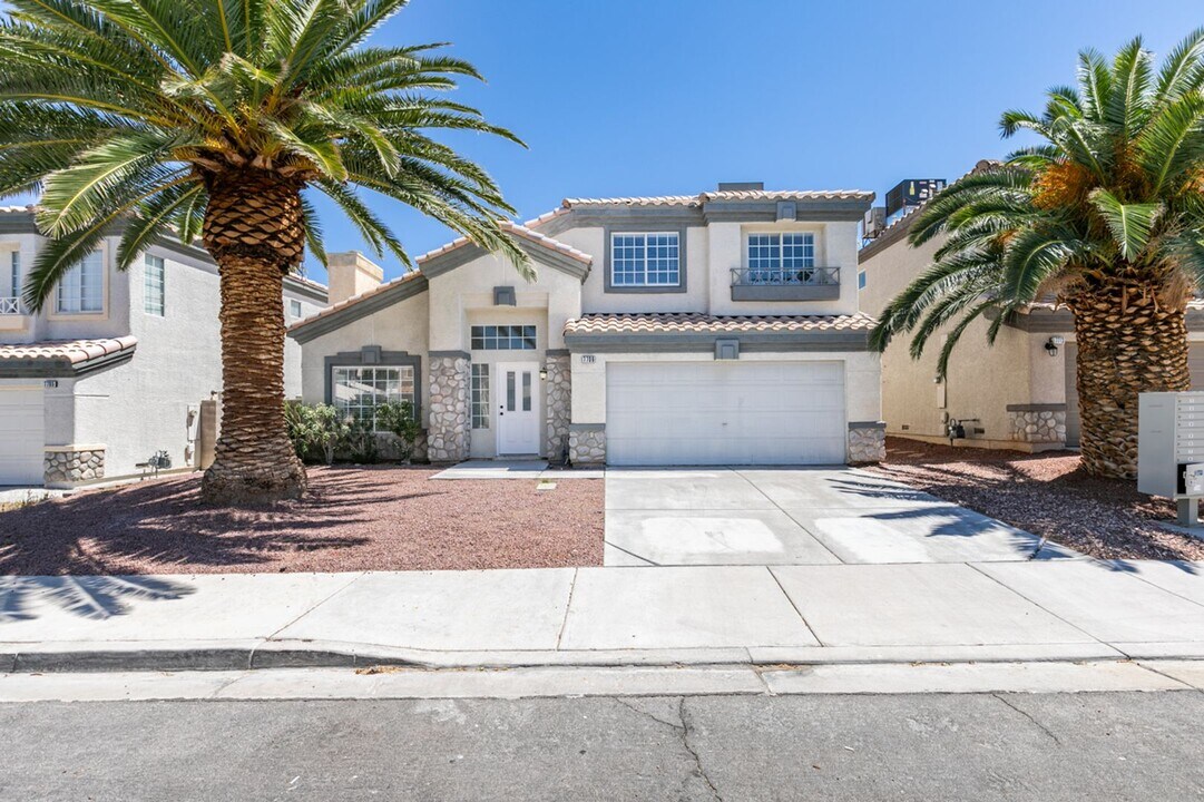 7709 Meadowrobin Ave in Las Vegas, NV - Building Photo