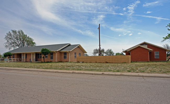 1000 6th St in Slaton, TX - Building Photo - Building Photo