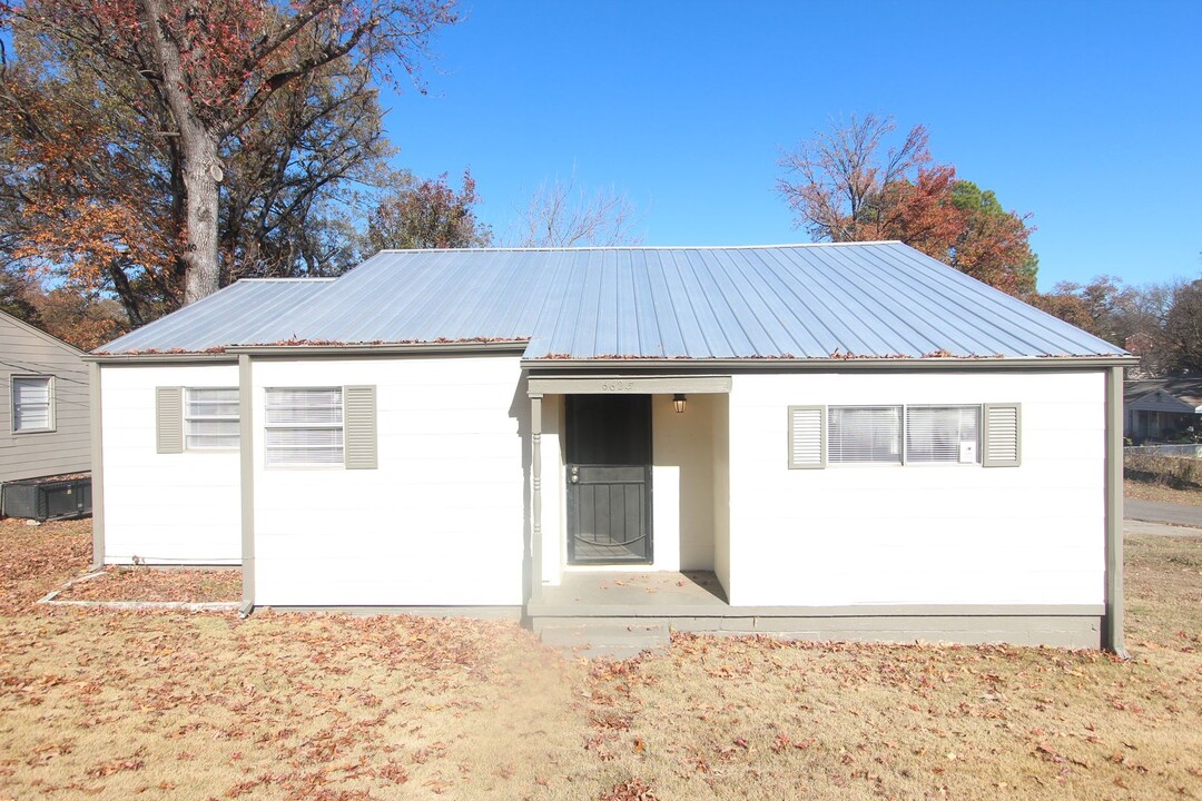 6625 Seminole Dr in Fairfield, AL - Building Photo