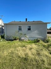 2411 Madison Ave in Granite City, IL - Building Photo - Building Photo