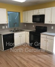 444 Amir Cir in Matthews, NC - Building Photo - Building Photo