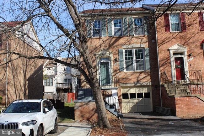 property at 13252 Copland Ct