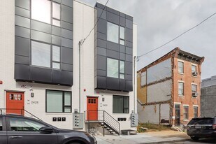 2425 W Thompson St in Philadelphia, PA - Building Photo