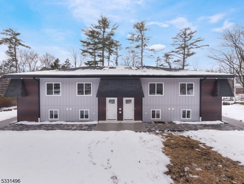 108-A Hemlock Hill in Montague, NJ - Building Photo