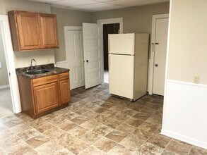 301 Weston Ave in Rothschild, WI - Building Photo - Building Photo