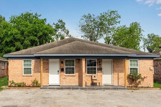 property at 3808 Cochran St