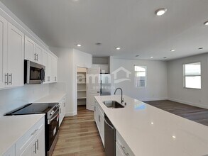5836 Fly Fisher St in Las Vegas, NV - Building Photo - Building Photo