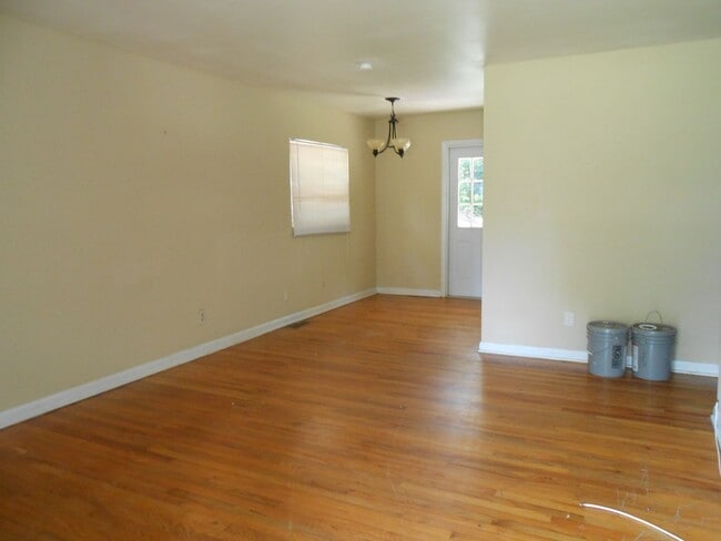 1606 Airport Dr in Tallahassee, FL - Building Photo - Building Photo