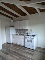 7002 Linda Vista Rd, Unit 18 in San Diego, CA - Building Photo
