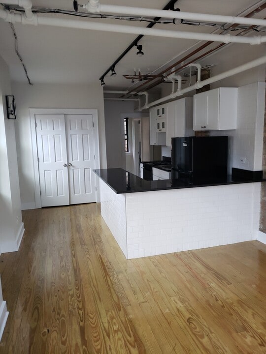 4833 N Talman Ave, Unit G in Chicago, IL - Foto de edificio