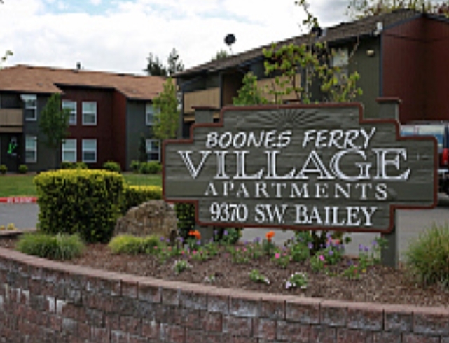 Boones Ferry Village in Wilsonville, OR - Foto de edificio