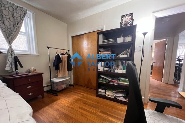 311 Tappan St, Unit 1B