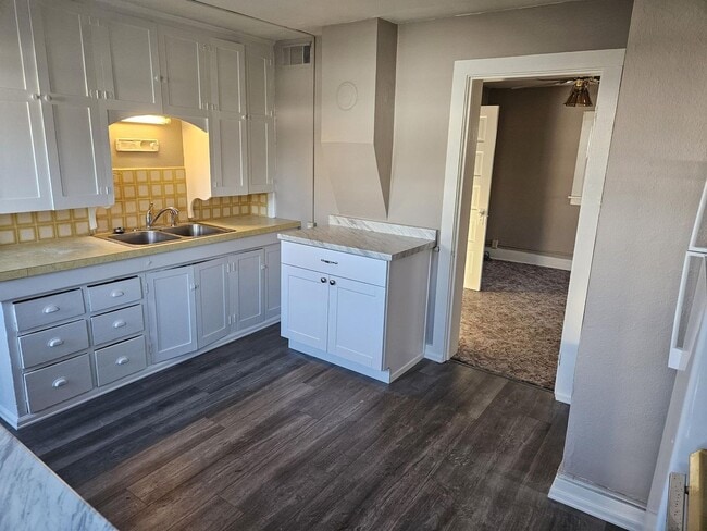 property at 539 S McKinley St