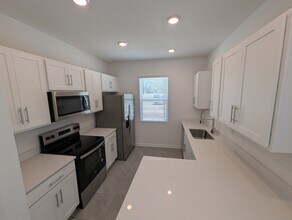 166 Palmetto Ridge Rd in St. Augustine, FL - Foto de edificio - Building Photo