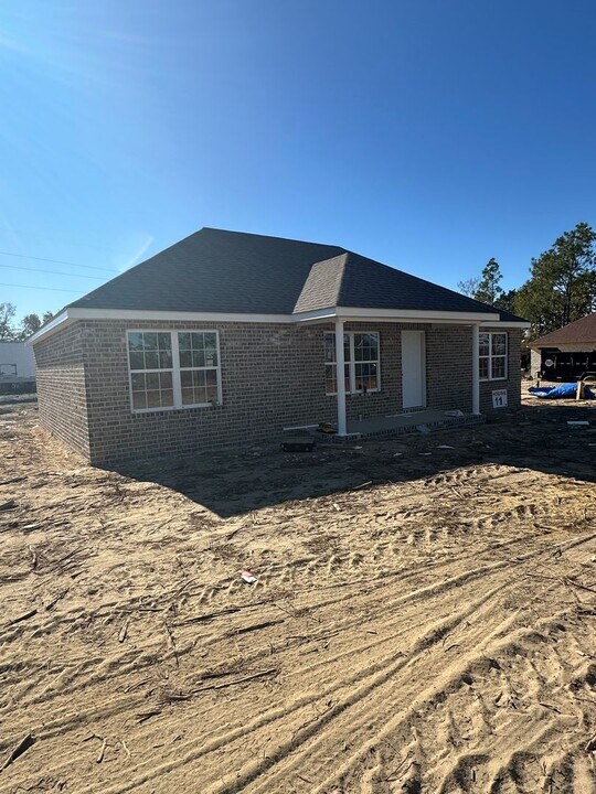 1228 Orange St in Vidalia, GA - Building Photo