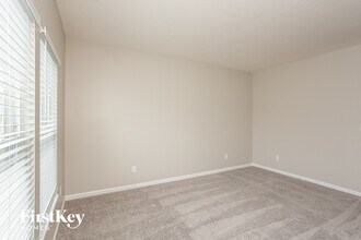 6292 N Woodhaven Dr in McCordsville, IN - Building Photo - Building Photo