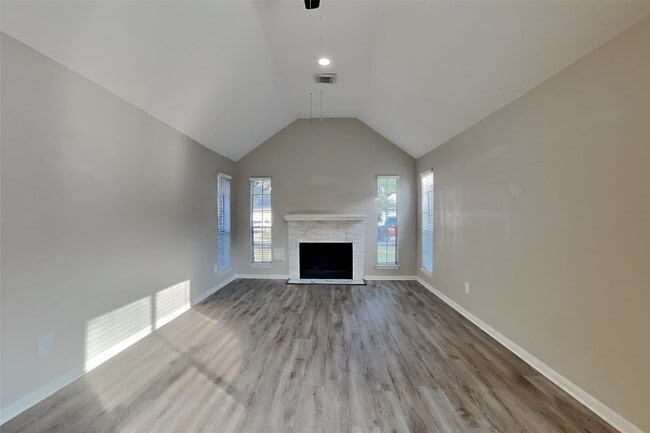property at 5419 Roserock Ln