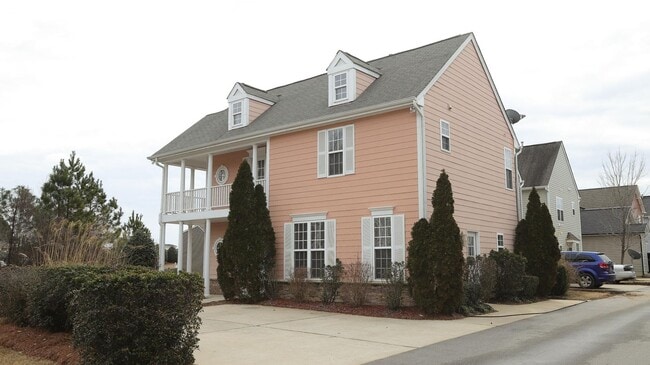 100 Honeybee Trce in Clayton, NC - Building Photo - Building Photo