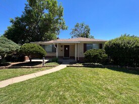 4798 E Colorado Ave in Denver, CO - Building Photo