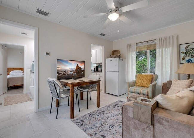 1414 Coastal Hwy, Unit #1 in Panacea, FL - Building Photo - Building Photo