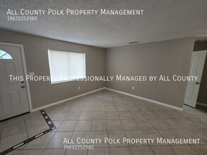 628 Pineville Ln in Lakeland, FL - Building Photo - Building Photo