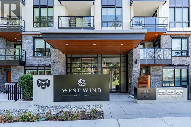 5380 Crooked Br Rd in Vancouver, BC - Building Photo - Building Photo