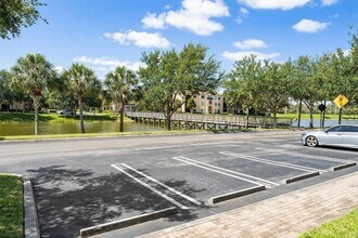 3020 Alcazar Pl, Unit 202 in Palm Beach Gardens, FL - Building Photo - Building Photo