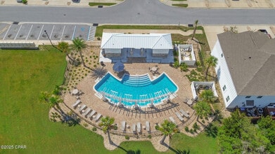 1886 Pointe Dr in Panama City Beach, FL - Building Photo - Building Photo
