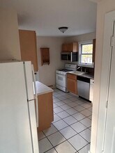 2 Selleck St in Norwalk, CT - Building Photo - Building Photo