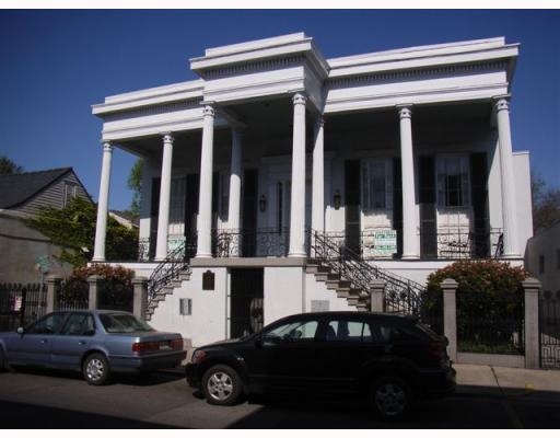 519 Dauphine St in New Orleans, LA - Building Photo