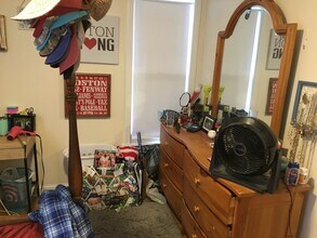 11 Leverett St, Unit 3 in Brookline, MA - Foto de edificio - Building Photo