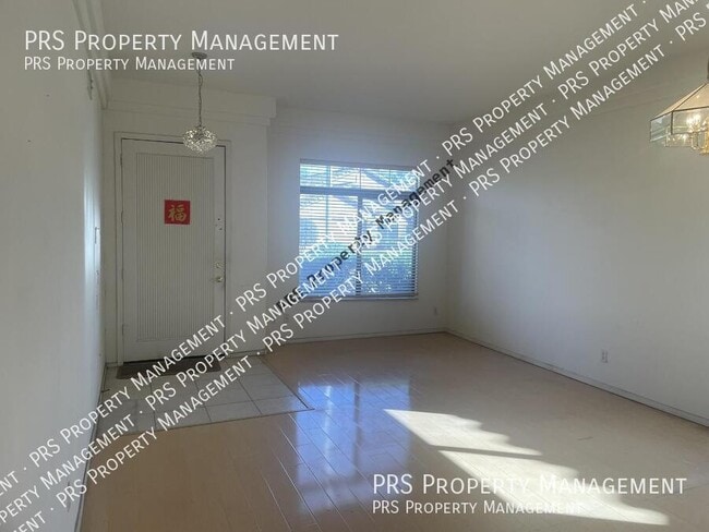 2165 W Olive Way in Chandler, AZ - Building Photo - Building Photo