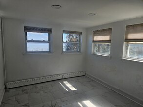3 Mountain Ct in Haverstraw, NY - Building Photo - Building Photo