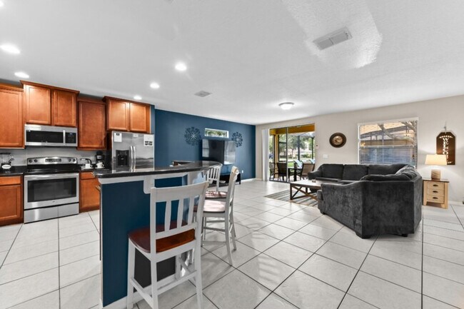1174 Cypress Pointe Blvd in Davenport, FL - Building Photo - Building Photo