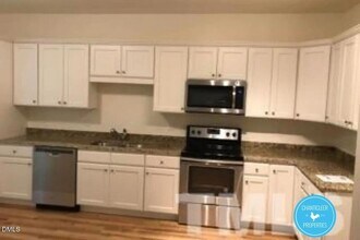 136 Sunnyview Ln in Clayton, NC - Building Photo - Building Photo