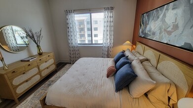 6840 SW 28th Ter, Unit B1 in Miami, FL - Building Photo - Building Photo