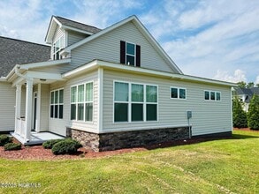 3135 Emery Dr in Greenville, NC - Building Photo - Building Photo