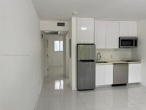 801 15th St in Miami Beach, FL - Building Photo - Building Photo