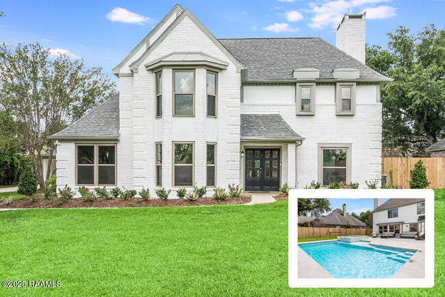 property at 206 Country Club Dr