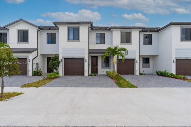 1280 N Flagler Ave
