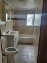1530 Sunset Ave, Unit Apt 1N in Utica, NY - Foto de edificio - Building Photo
