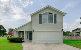 14605 Ophiuchus Ct in Willis, TX - Building Photo