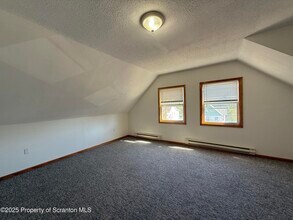 455 Madison Ave in Jermyn, PA - Building Photo - Building Photo