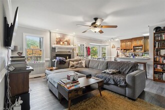 873 Garrow Rd in Newport News, VA - Building Photo - Building Photo