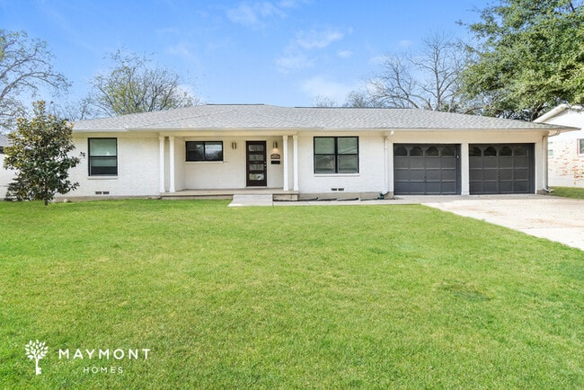 property at 1109 Finch Ave