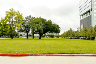 Gables Post Oak Tower in Houston, TX - Building Photo - Building Photo